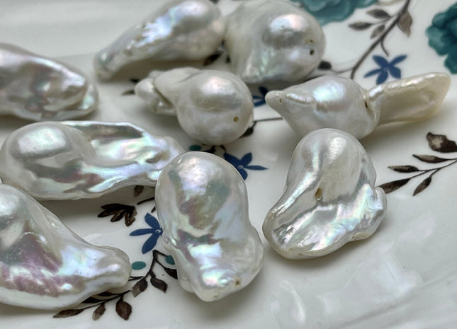 One Piece 16-27x21-38 mm AAA Very Rare Jumbo Natural White Baroque Pearl Beads High Luster White Baroque Pearl Beads #P2186