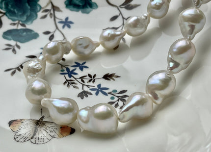 11x16-13x20 mm AAAA Natural White Baroque Pearl Beads Genuine Natural Freshwater Tear Drop Shape Baroque Flame Ball Pearls 23 Beads #P1955