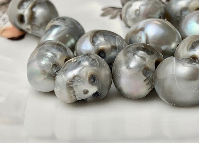 One Piece 9-10x10-11 mm Hand Carved Skull Freshwater Pearl Beads Genuine Gray Color Top Half Drilled Pearl For DIY Earring Pendant #P1497