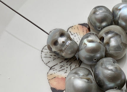 One Piece 9-10x10-11 mm Hand Carved Skull Freshwater Pearl Beads Genuine Gray Color Top Half Drilled Pearl For DIY Earring Pendant #P1497