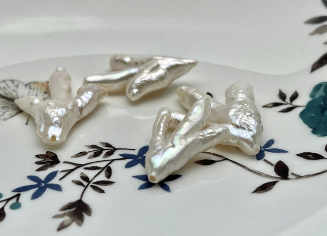 AAA Rare Chicken Feet Shape Genuine Freshwater Pearl Natural White Color High Luster Limited Edition Biwa Pearl Half Strand 6-7 Beads #1174