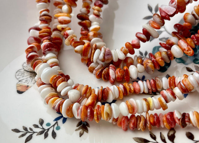 7-10 mm AAA Natural Orange Red White Spiny Oyster Shell Irregular Chip Shape Genuine Natural Spiny Oyster Beads 15.5 Inch Strand #4280