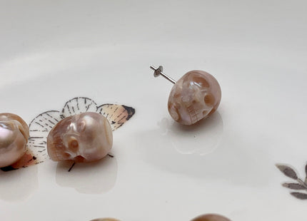 OnePiece 10-11x12-15mm Hand Carved Skull Freshwater Pearl Beads Genuine Natural Pink Back Half Drilled Pearl For DIY Ring And Pendant #P1500