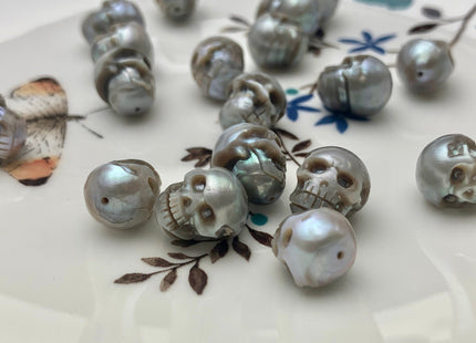 One Piece 9-11x11-14 mm Hand Carved Skull Gray Freshwater Pearl Beads Genuine Dark Gray Pearl For DIY Earring Pendant Jewelry #P1197
