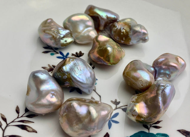 One Piece 16-21x25-30 mm AAA Very Rare Jumbo Natural Mauve Pink Baroque Pearl High Luster With Iridescent Nugget Baroque Pearl Beads #P1215