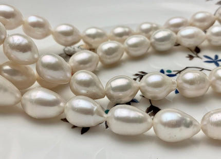 11-15x15-22 mm AA Natural White Tear-Drop Rice Shape Freshwater Pearl Beads #1951