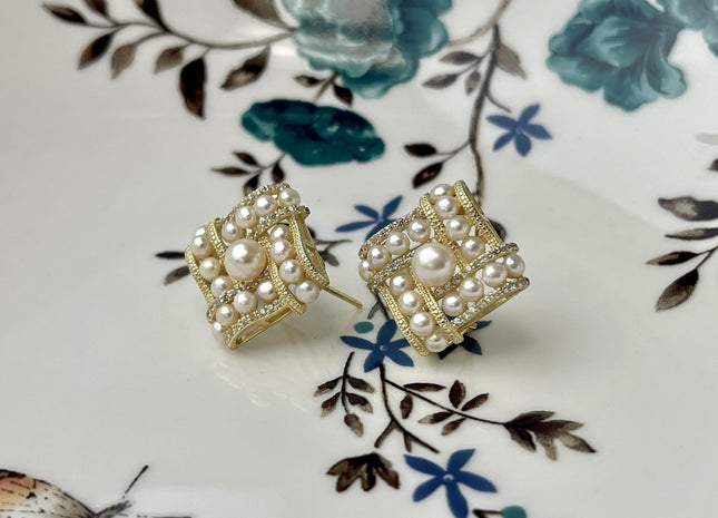 Genuine Natural White Freshwater Pearl Cluster Stud Earring Sterling Silver/Gold Bridal Earrings #10047-F