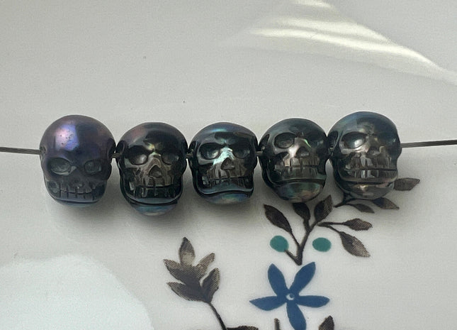 One Piece 9-10x11-13 mm Hand Carved Skull Peacock Genuine Freshwater Pearl Beads Temple Drilled For DIY Earring Pendant Jewelry #P2473