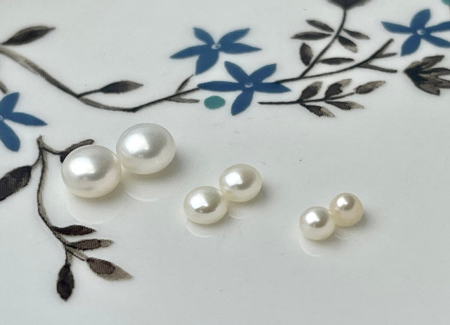 AAAA One Pair 4-7 mm Top Quality High Luster Round Button Half Drilled Freshwater Pearls Genuine Natural White Freshwater Pearls #1620