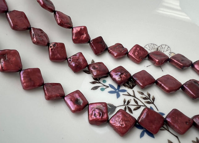 10mm Cranberry Color Diamond Square Coin Shape Freshwater Pearl Beads Genuine High Luster Coin Pearls 29-31 Beads #P2509