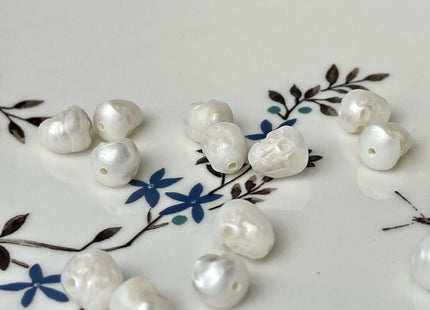 One Piece 7-8x9-10 mm Hand Carved Skull Freshwater Pearl Beads With 1.2 mm Hole Genuine White Pearl For DIY Earring Pendant Jewelry #P2555