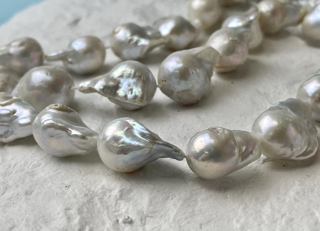 15-18x25 mm Natural White Jumbo Size Freshwater Baroque Pearl Beads Genuine Natural White Large Baroque Pearl 18 Beads #P2608