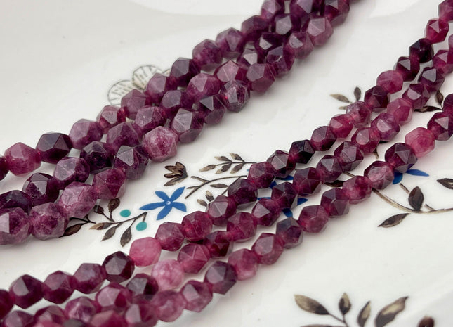 6mm 8mm Faceted Star Cut Red Garnet Gemstone Beads 15 Inches Strand #4548