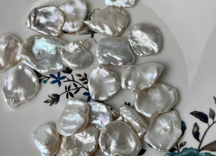 One Piece 15-30 mm AAA Very Rare Natural White Freshwater Flat Keshi Pearl Genuine High Luster Undrilled Keshi Pearl #P2984