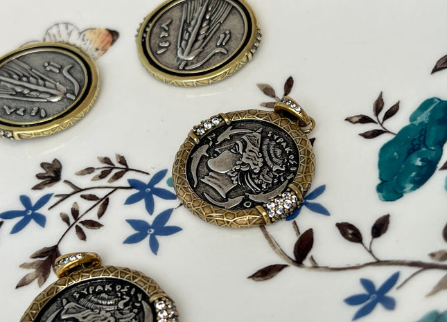 One Piece 22 mm Greek Brass Coin Pendant Findings Antique Greek Design Brass Coin Pendant With CZ DIY Jewelry #CR0078