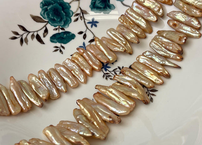 7-8x27-32 mm Champagne Brown Biwa Stick Freshwater Pearl Beads Genuine Cultured Center Drilled Champagne Biwa Pearl Beads #P3072