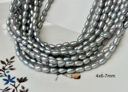 3.5x5-6 mm Silver Gray Color Rice / Oval Freshwater Pearls Genuine Freshwater Pearl Beads Small Tiny Freshwater Pearls #P1386