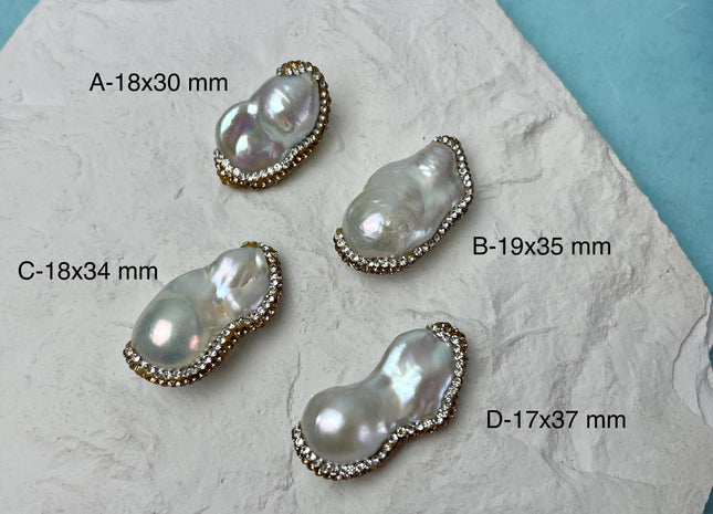 15-20x24-33mm Natural White Baroque Freshwater Pearl With Pave Yellow Gold & White Rhinestone Pendant Beads Half Paved Baroque Pearls #P3117