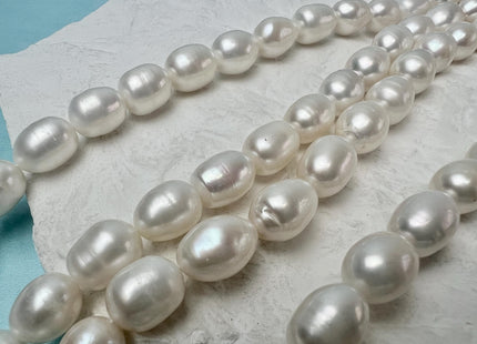 10-11x13-14 mm AA Natural White Rice/Oval Freshwater Pearl Genuine Natural Freshwater Pearl 26 Beads #86