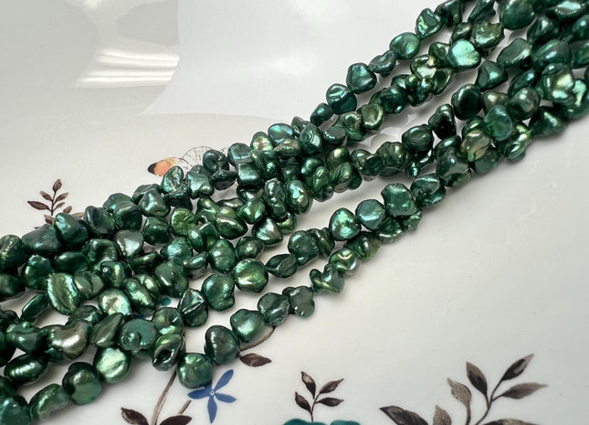 8-9x9-10 mm AA Dark Forest Green Color Keshi Freshwater Nugget Pearl Beads Center Drilled Keshi Nugget Genuine Green Freshwater Pearl #P2025