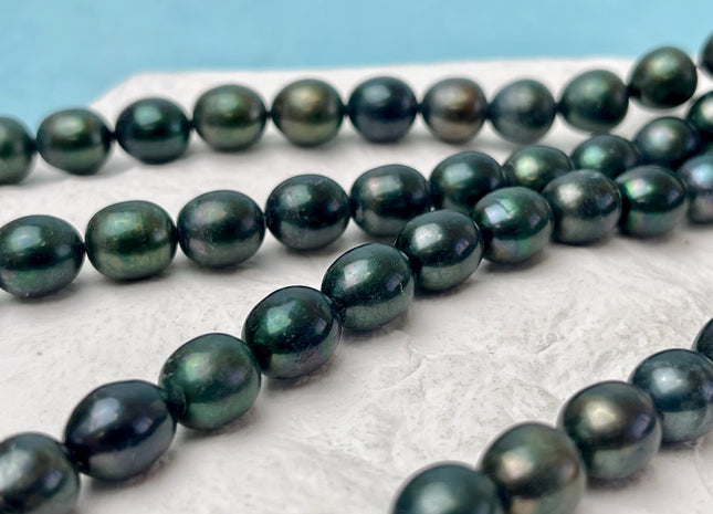 8-9x9-10 mm Dark Green Color Freshwater Rice/Oval Pearls Freshwater Pearls 41 Pieces #P3344