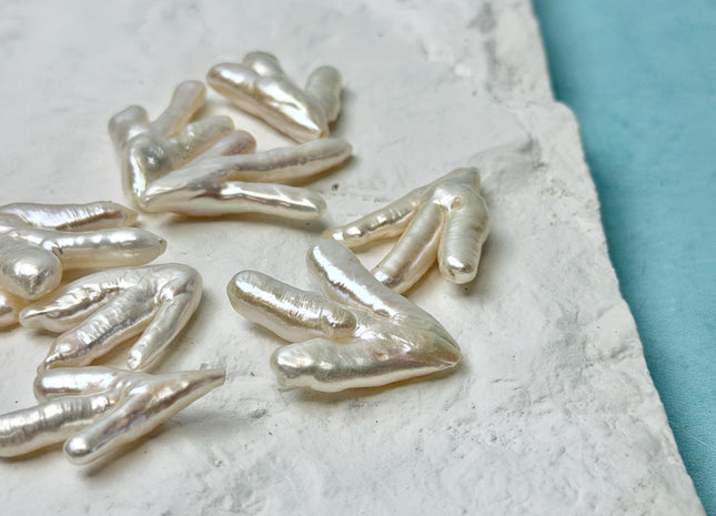 20-25x28-40mm AAA Rare Natural White Chicken Feet Shape Top Half Drilled High Luster Biwa Pearl Beads for Pendants and Earrings #P3407