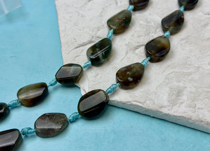 15-17x20 mm Green Moss Agate Gemstone Smooth Flat Pebble Nugget Gemstone Beads 12 Pieces #4776