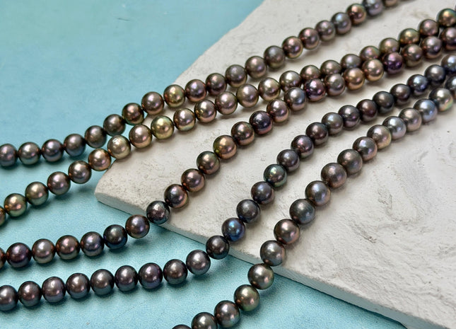 5.5-6 mm AAA Metallic Peacock Color Round Freshwater Pearl 15.5 Inches Strand 72 Beads #P3449