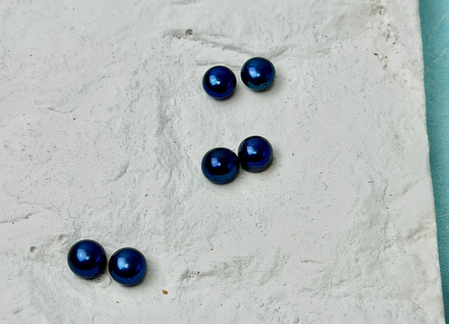 AAAA One Pair 6-6.5 mm Top Quality High Luster Round Button Half Drilled Freshwater Pearls Blue Peacock Freshwater Pearls #1626-B