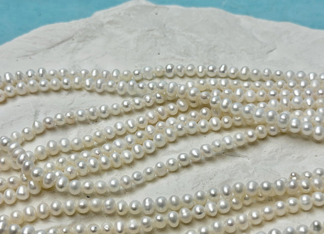 4-5mm Natural White Color Seed Potato Freshwater Pearls 14 Inch Strand 93 Beads #P3479