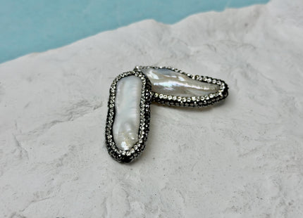 One Piece 14-17x25-37mm Natural White or Gray Biwa Stick Pearl with Pave Hematite Rhinestone/Cubic Zirconia Pearl Pendant #362