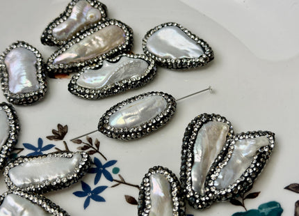 One Piece 14-17x25-37mm Natural White or Gray Biwa Stick Pearl with Pave Hematite Rhinestone/Cubic Zirconia Pearl Pendant #362