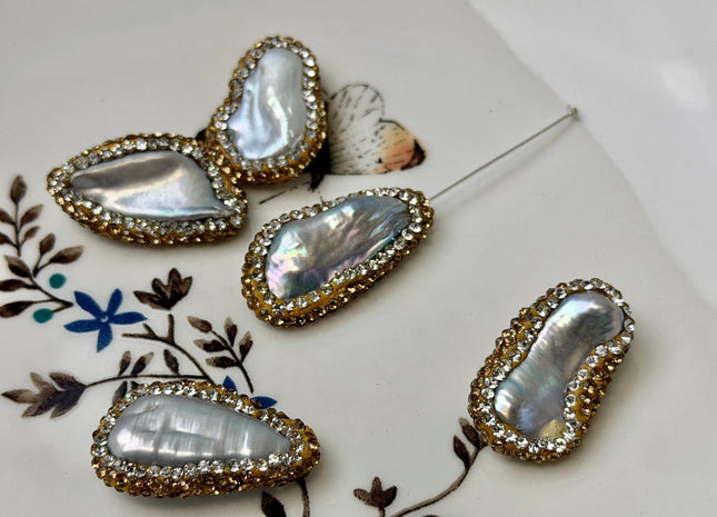 One Piece 14-17x22-29mm Gray Biwa Stick Pearl W/ Pave Gold Rhinestone/Cubic Zirconia Half Drilled Pearl Pendant #P3457