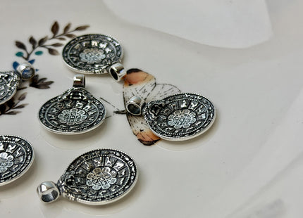 18mm 24mm Etched Oxidized Sterling Silver Chinese Zodiac Calendar Coin Charm Pendant For Necklaces Antique Charms for Jewelry #10387