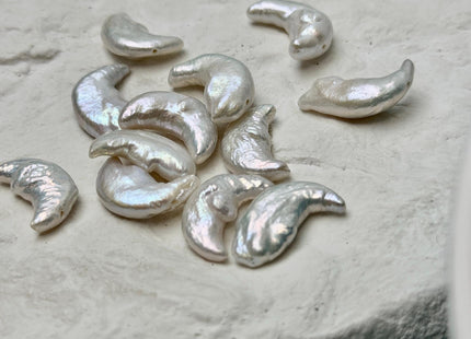 10-11x17-20mm AA Natural White Crescent Moon Coin Freshwater Pearls High Luster Unique Cultured Freshwater Coin Pearl Beads #P3525