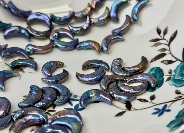 10-11x17-20mm AA Blue Peacock Crescent Moon Coin Freshwater Pearls High Luster Unique Cultured Freshwater Coin Pearl Beads #P3538