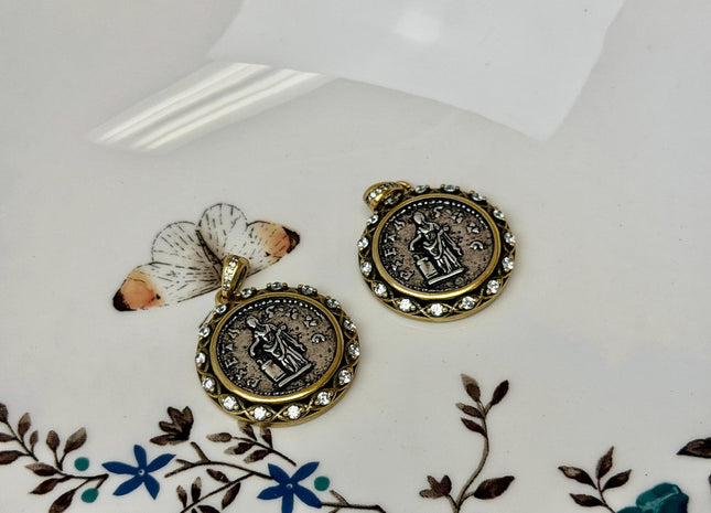 One Piece 25 mm Greek Demeter Brass Coin Pendant Findings Antique Greek Design Brass Coin Pendant With CZ DIY Jewelry #CR0097