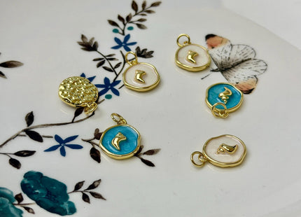 Conch Shell Design Charms for Necklace Jewelry Making, 18K Gold Filled Charm Enamel Colored Medallion Pendant, One Piece #CR0100