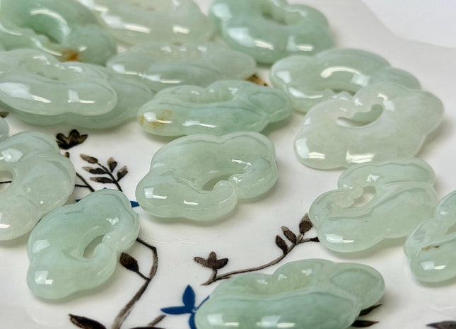 One Piece 26-28 mm Smooth Cloud Shape Natural Burmese Green Jade Pendant Beads #4923