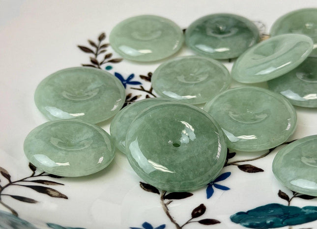 One Piece 22-26 mm Smooth Round Donut Ring Shape Natural Burmese Green Jade Pendant Beads #4922