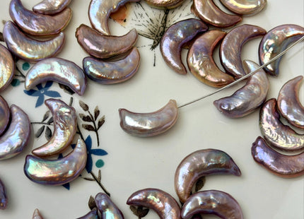 10-11x16-18mm AAA Natural Mauve Pink Crescent Moon Coin Freshwater Pearls Half Drilled High Luster Unique Cultured Pearl Beads #P3745