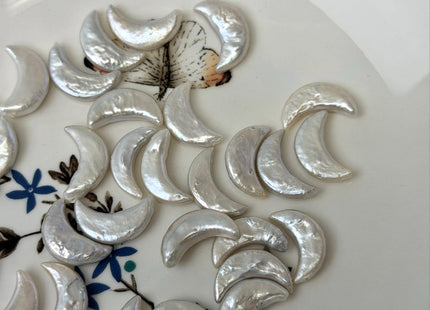 9-10x16-17 mm AAA Natural White Crescent Moon Coin Freshwater Pearls Half Drilled High Luster Unique Cultured Pearl Beads #P3746