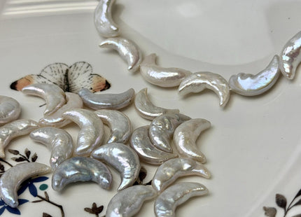 10-11x16-17mm AA Natural White Crescent Moon Coin Freshwater Pearls High Luster Unique Cultured Freshwater Coin Pearl Beads #P3747