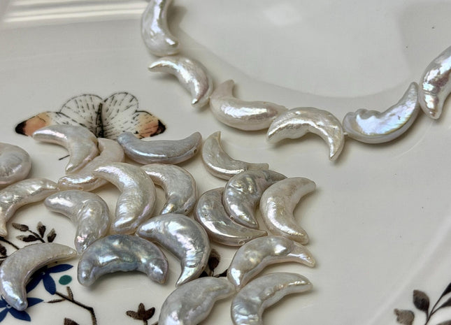 10-11x16-17mm AA Natural White Crescent Moon Coin Freshwater Pearls High Luster Unique Cultured Freshwater Coin Pearl Beads #P3747