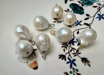 Freshwater White Baroque Pearl Charm for Necklace Minimalist Silver/Gold Jewelry One Piece #CR0118