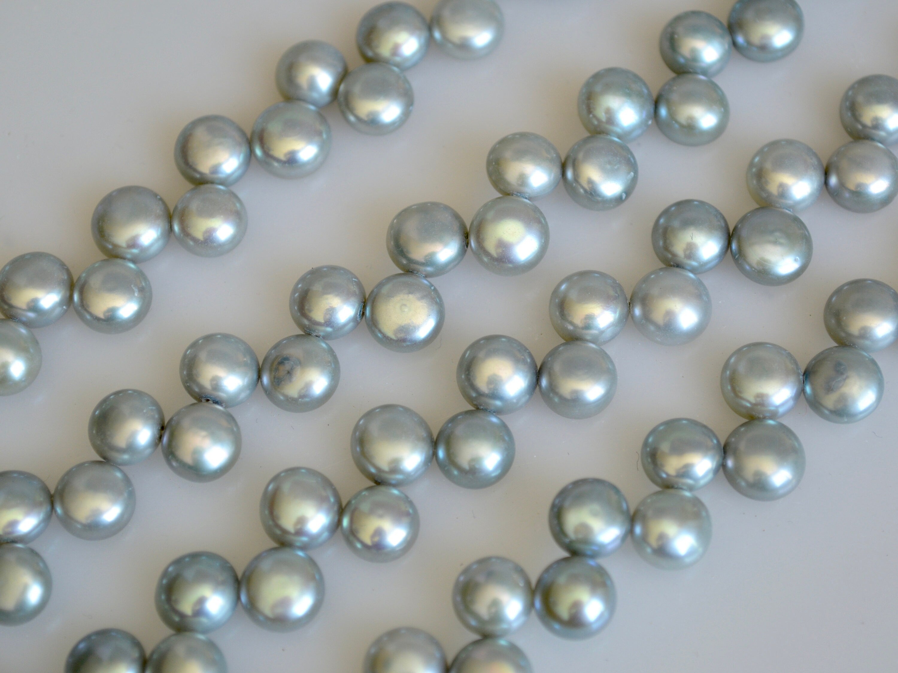 8-8.5 Mm AAA Gray Semi-round Freshwater Pearls Genuine Smooth and Round  Pearl Beads High Luster Pinkish Gray Color Freshwater Pearls 535 