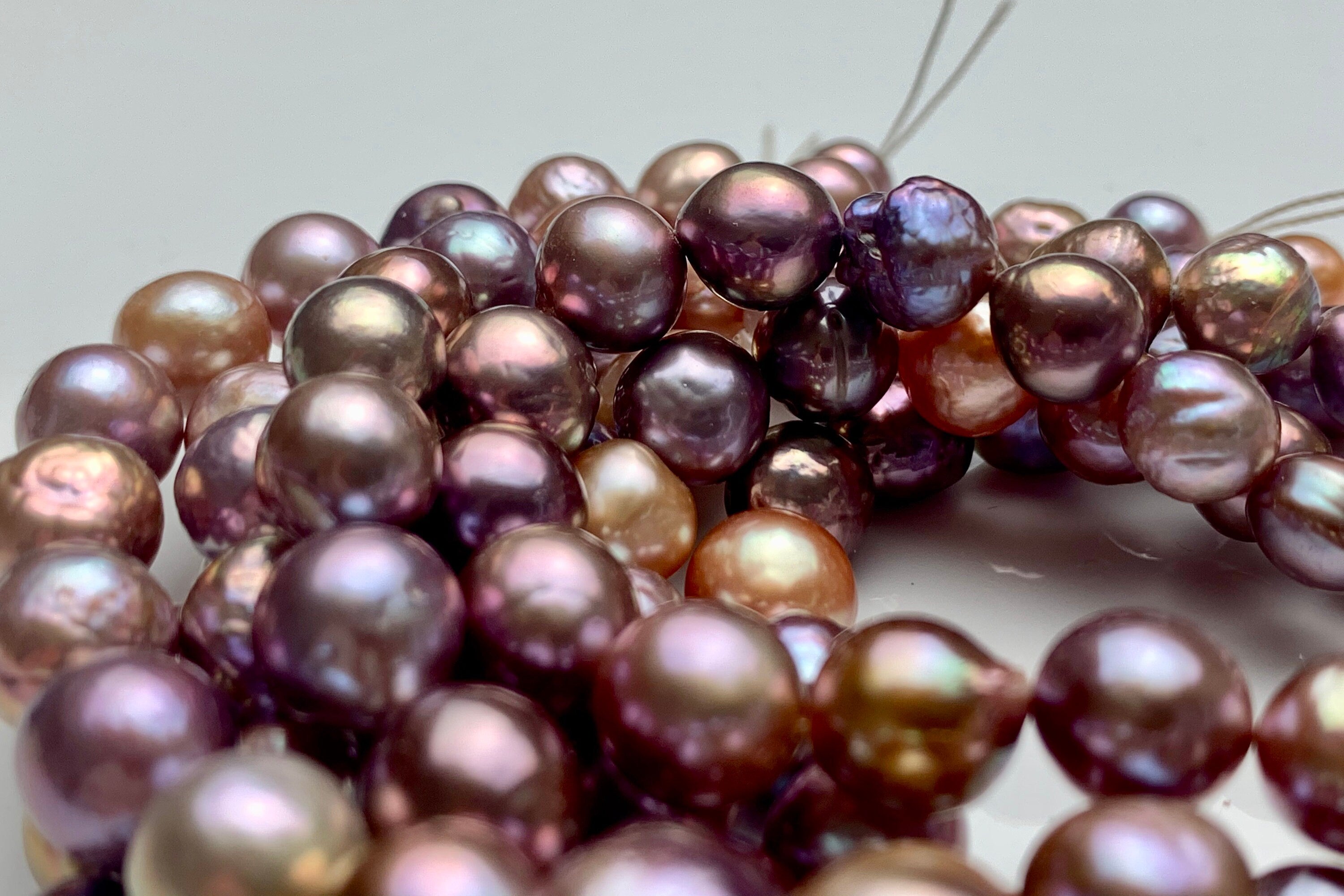 8-9.5mm AAAA Half Strand Large Hole Very Rare Dark Mauve Pink Baroque Pearl  Bead Hole 1.2mm Iridescent Color Edison Pearl 21 Pieces #P1313