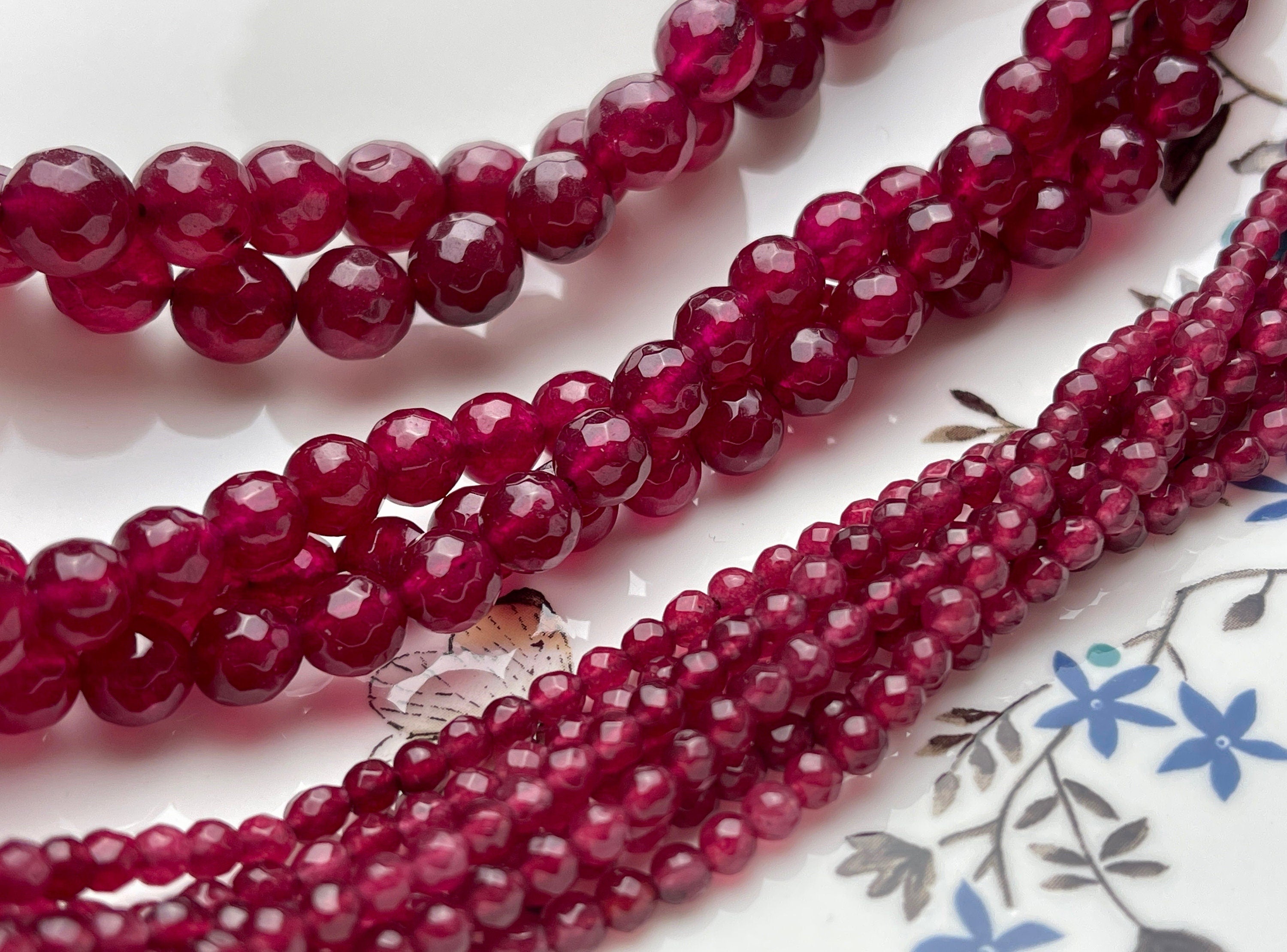 Cranberry Red Colored 9-10mm High Quality Round Pearl Strands