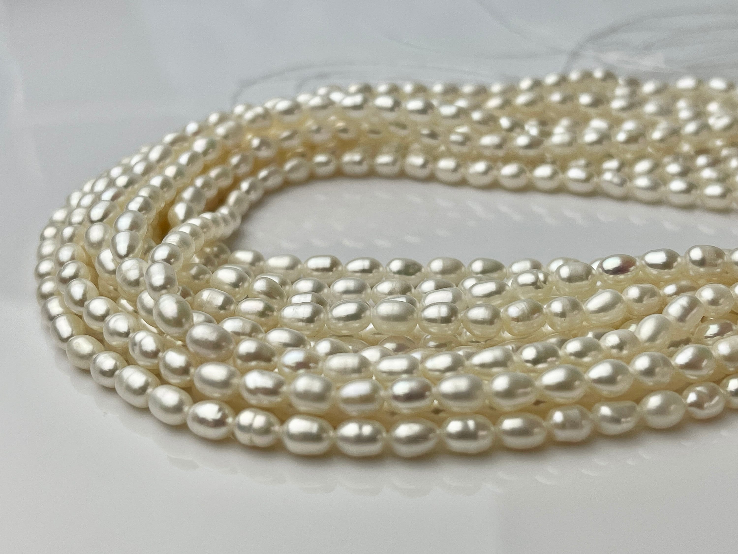 Freshwater Pearls A Grade Round 3-4mm White/Natural