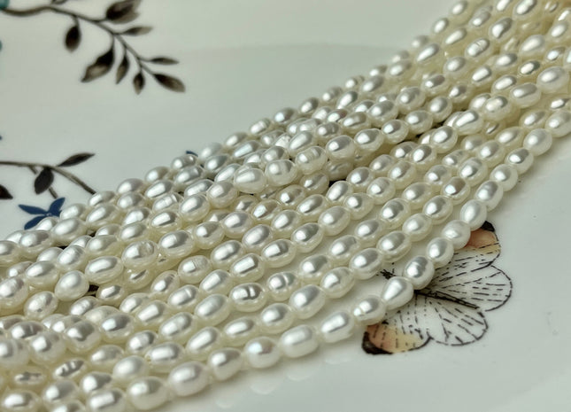 High Quality Natural Freshwater Pearl Rice Beads Loose Pearls For